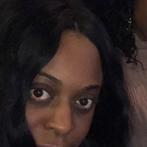 Meet your Posher, Elshekita